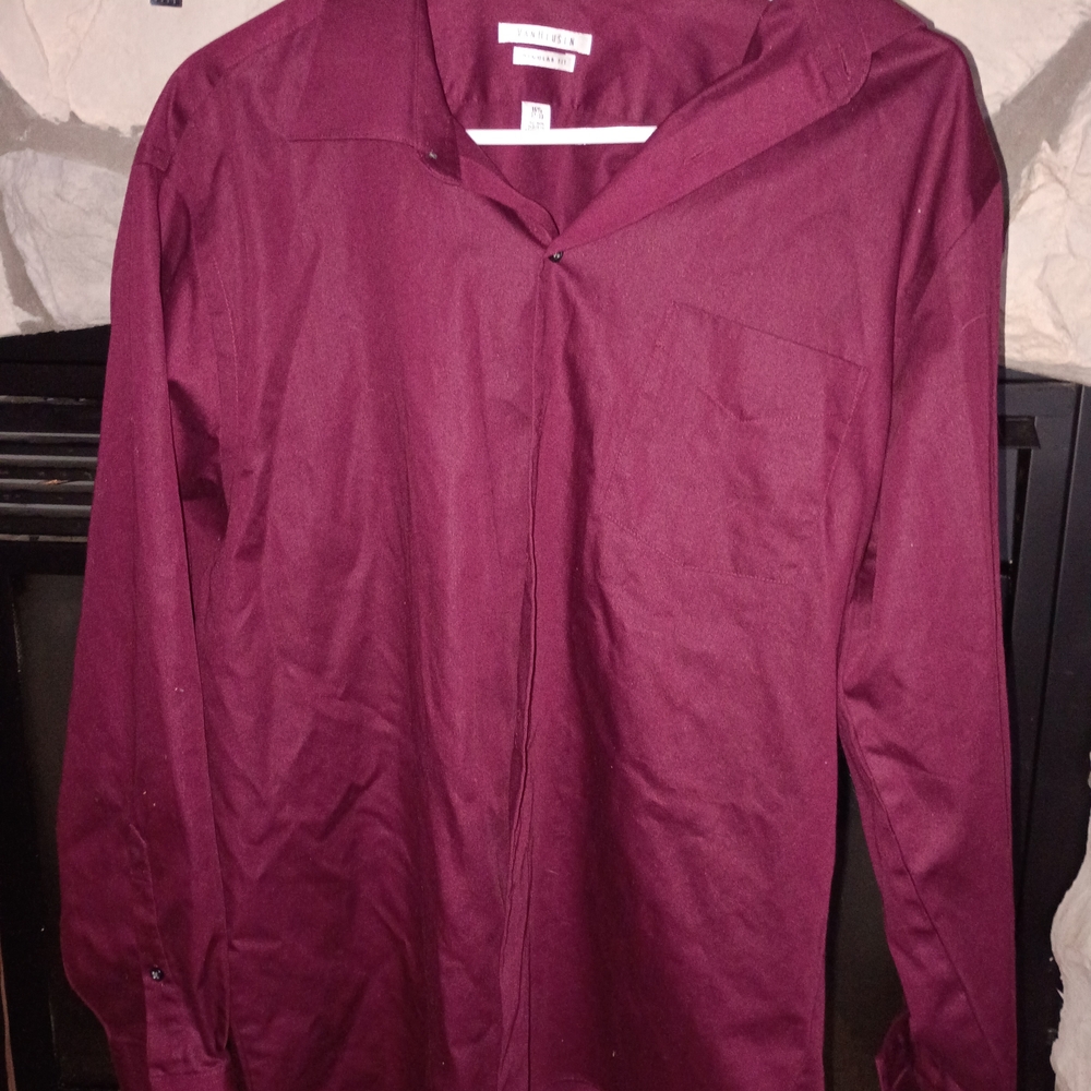 Van Heusen Men's Burgundy Shirt